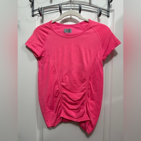 Athleta hot Neon Pink Fast Track Workout Tee women’s XS athleisure top seamless - Picture 13 of 15